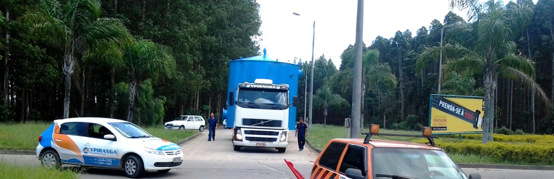 EXPERIÊNCIA EM TRANSPORTES DE GRANDES PEÇAS